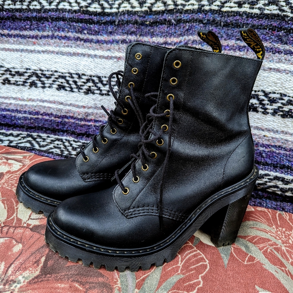 Dr. Martens Kendra Size 8